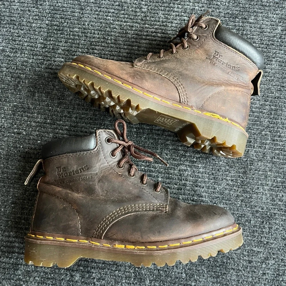 Doc Martens 939 Boots Men 7 Women 8 Brown Leather Made in England Vintage 90s Dr